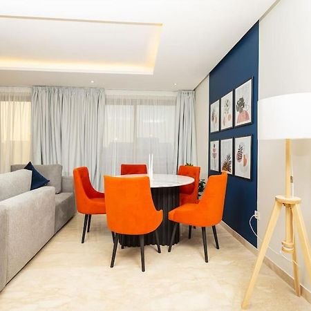 Modern 2Br Retreat In Marina Sale Luxury Living Apartment Hajja Bagian luar foto