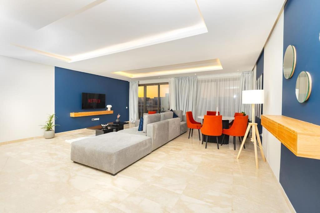 Modern 2Br Retreat In Marina Sale Luxury Living Apartment Hajja Bagian luar foto